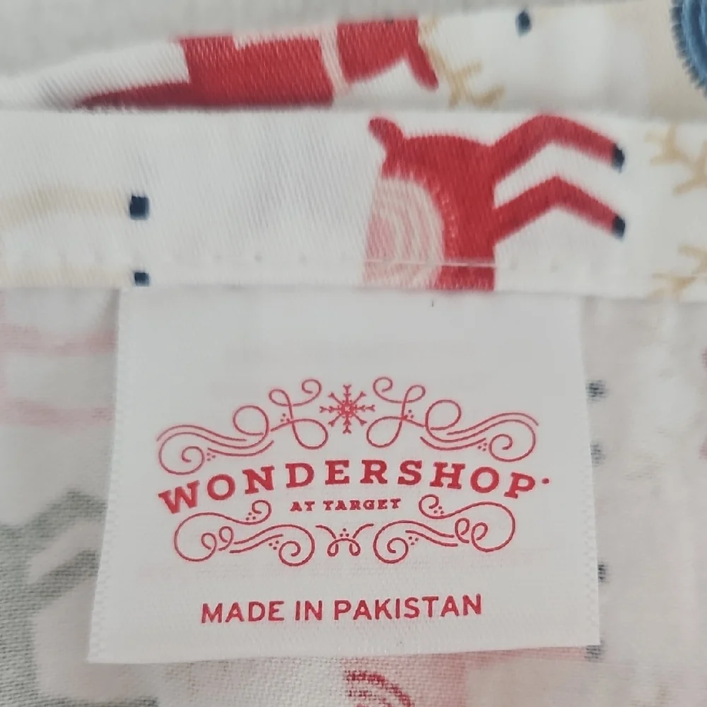 Wondershop Holiday Festive Red Pink Green Reindeer Queen Flat Cotton Sheet